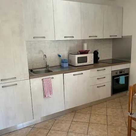 200mt Dal Mare, Posto Auto E Giardino Laigueglia