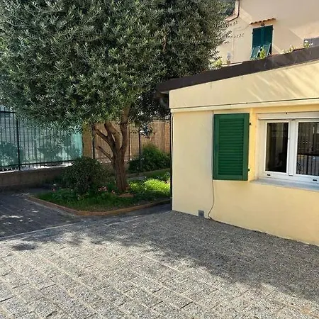 Feriehus 200mt Dal Mare, Posto Auto E Giardino *