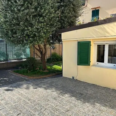 200mt Dal Mare, Posto Auto E Giardino Feriehus